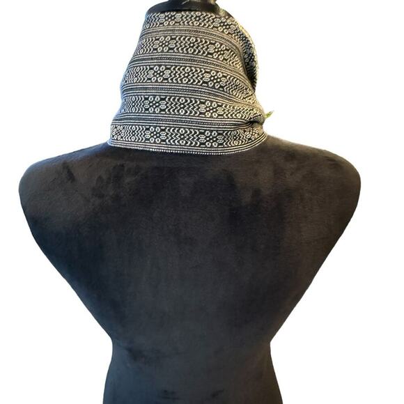 TerryO Handwoven Scarf Black White Fringe Geometric Unisex One Size - Picture 4 of 11